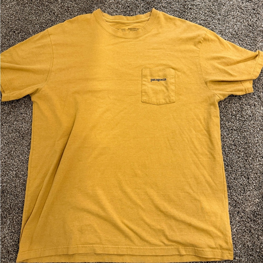 Patagonia Men's Yellow Short Sleeve Tee